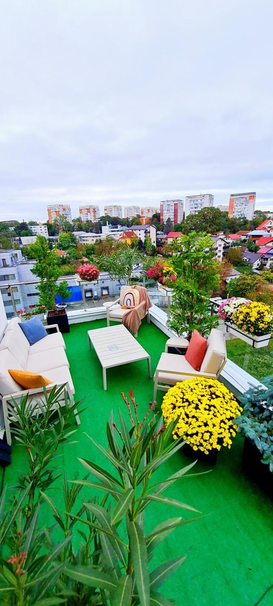 Penthouse View Aeroport Iasi Apartment Ngoại thất bức ảnh
